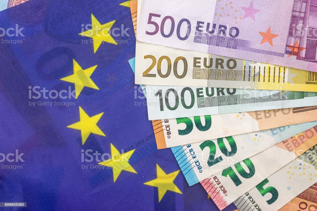 You are currently viewing انتقال پول از اروپا به ایران و ارسال پول به اروپا